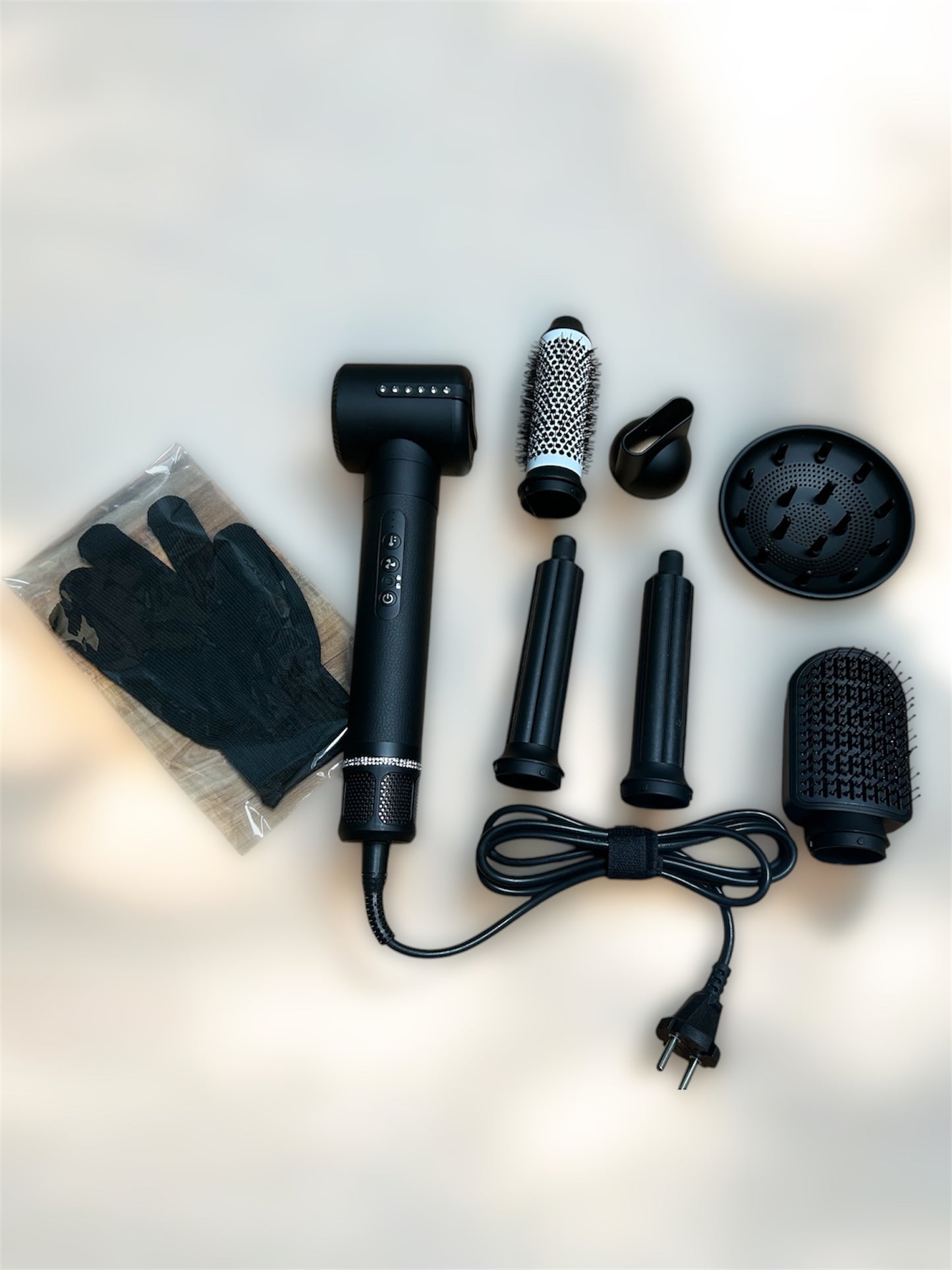 Le brushing de luxe, sans le prix du luxe. 7-en-1 pour sécher, lisser, boucler et plus